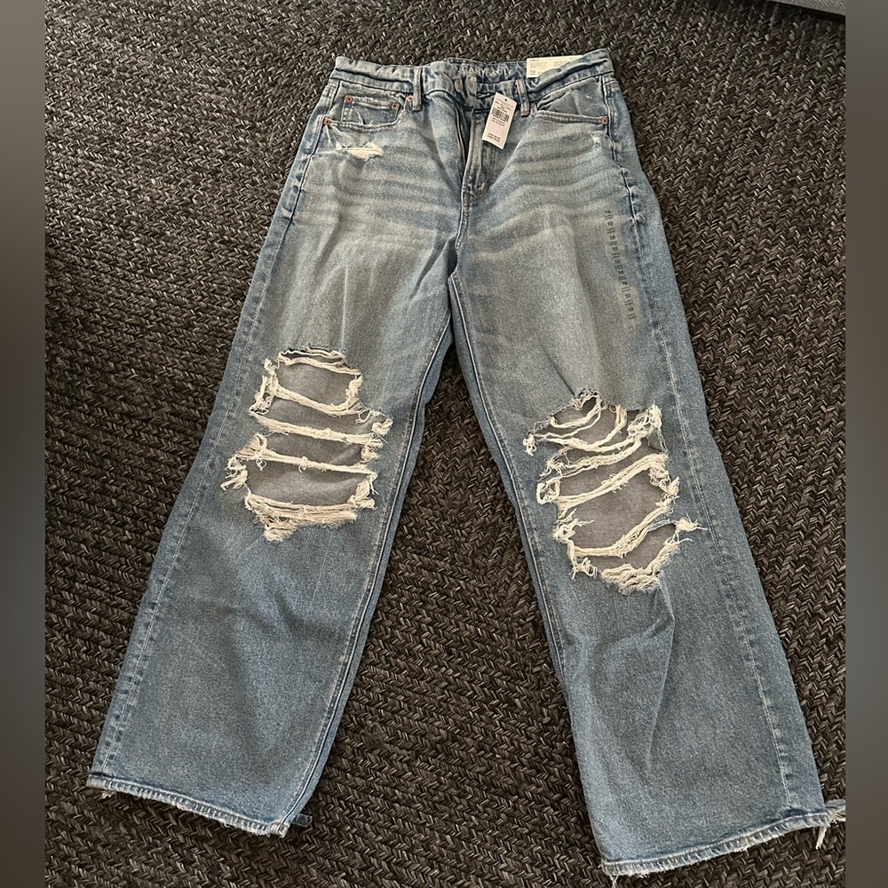 AE Stretch Curvy Super High-Waisted
Baggy Straight Jean